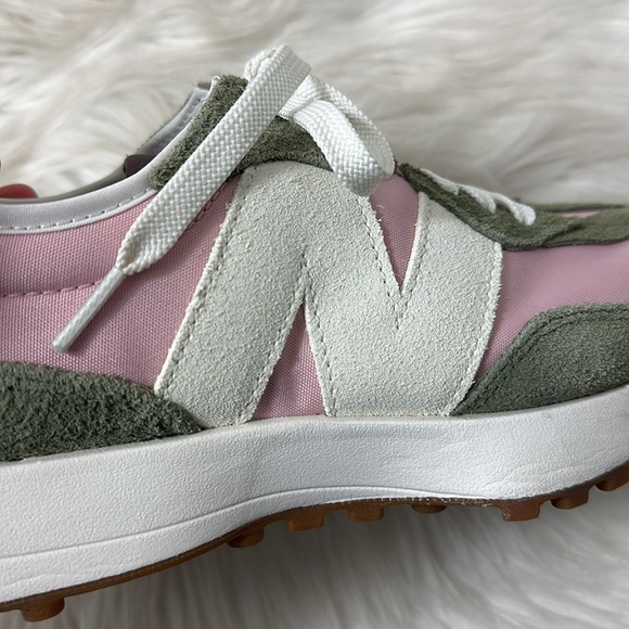 New Balance 327 Khaki & Pink Sneakers 7 - Picture 7 of 9